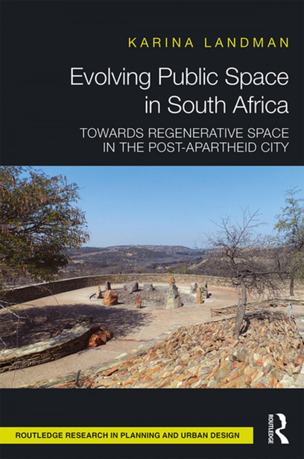 Big bigCover of Evolving Public Space in South Africa