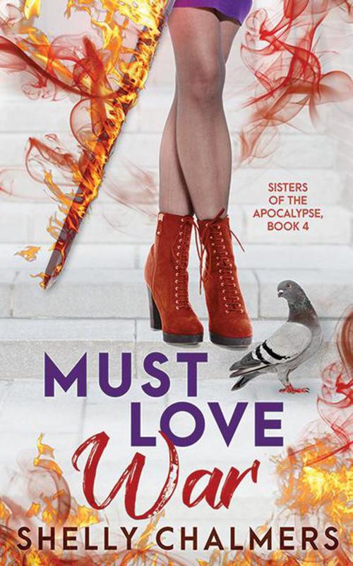 Cover of the book Must Love War by Shelly Chalmers, Shelly Chalmers