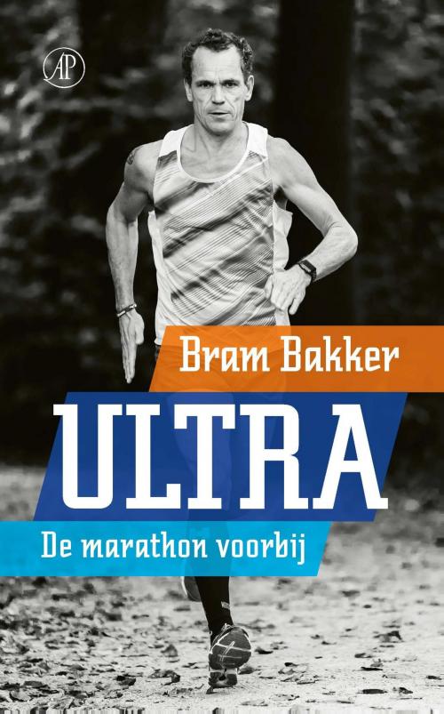 Cover of the book Ultra by Bram Bakker, Singel Uitgeverijen