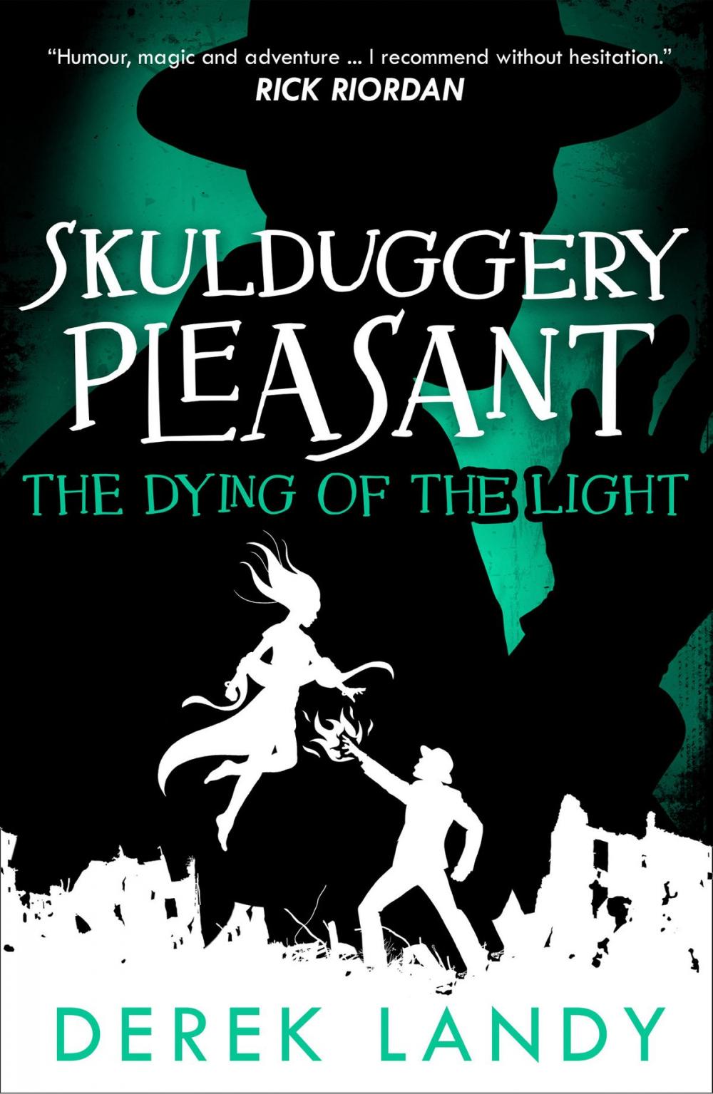 Big bigCover of The Dying of the Light (Skulduggery Pleasant, Book 9)