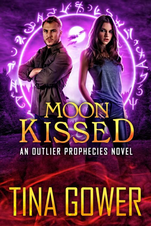 Cover of the book Moon Kissed by Tina Gower, Smashed Picket Fences